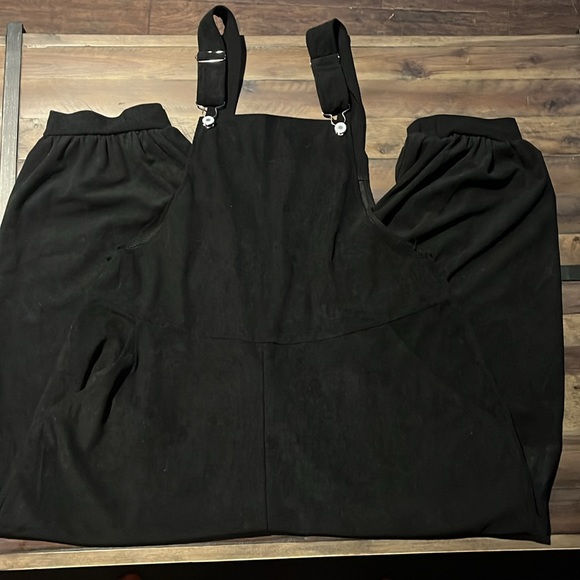 NWOT Black corduroy wide overalls xl - Picture 4 of 5